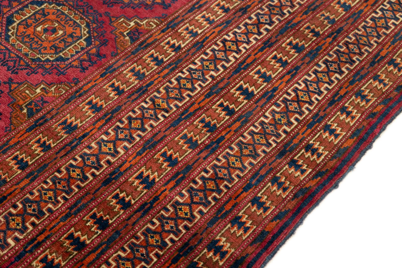 Mid-Century Bokhara vloerkleed, 200 × 114 cm, ca. jaren 1960 photo vinterior