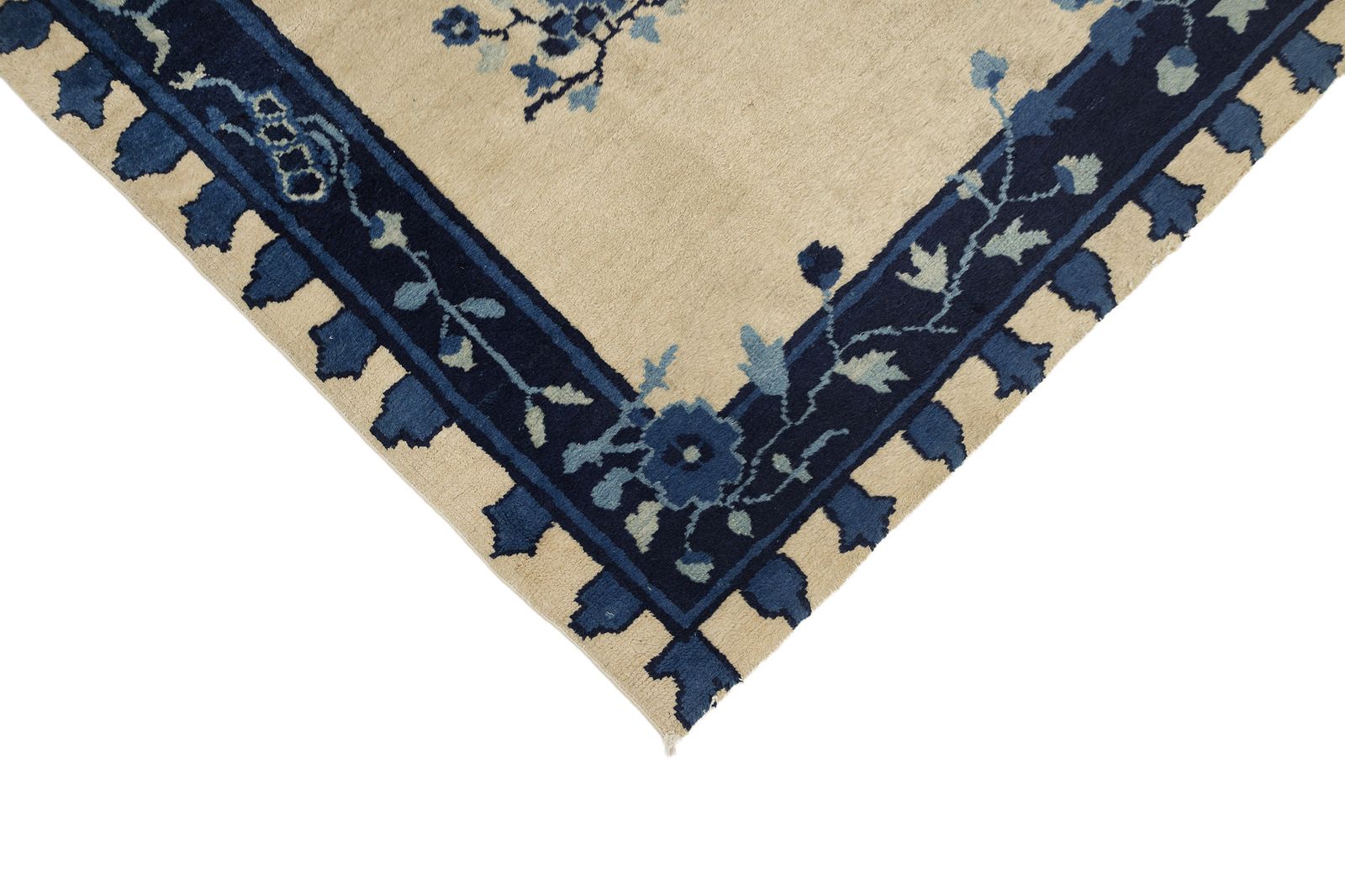 Antique Chinese Peking Rug, 175 × 122cm, Circa 1900s photo 1650.0
