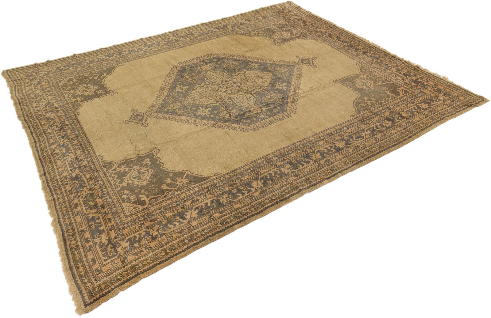 Antiek Turks Oushak tapijt, beige, 447 × 373 cm, ca. jaren 1920 photo furniture