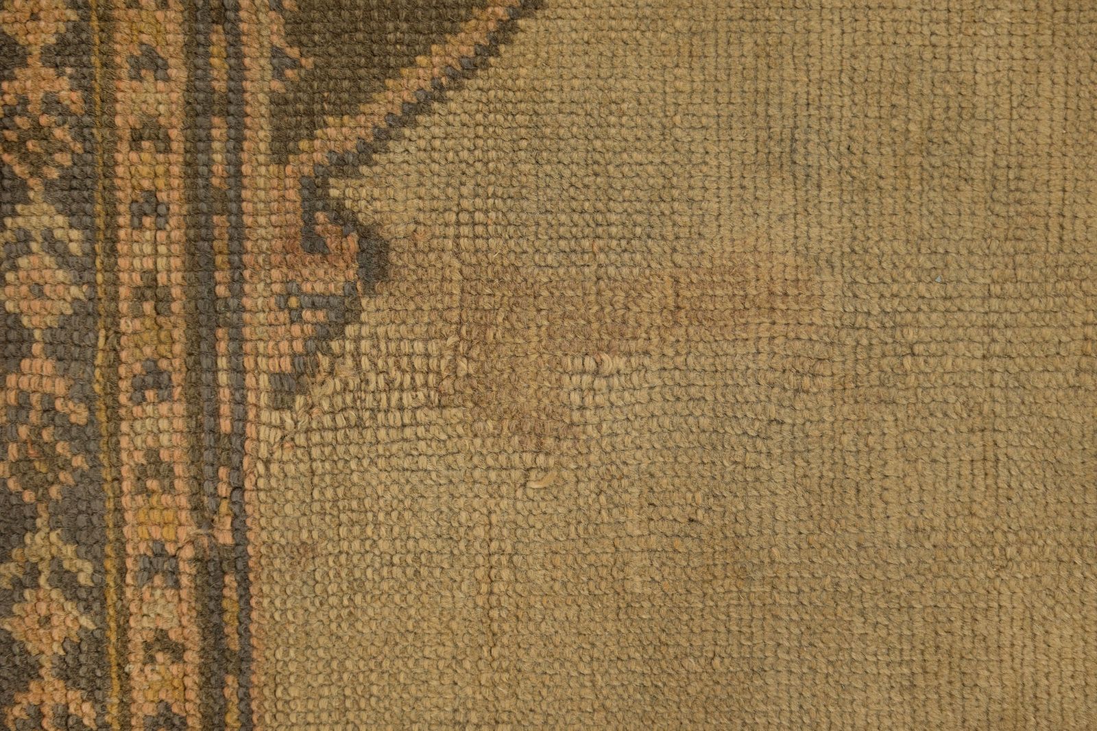 Antiek Turks Oushak tapijt, beige, 447 × 373 cm, ca. jaren 1920 photo vintage