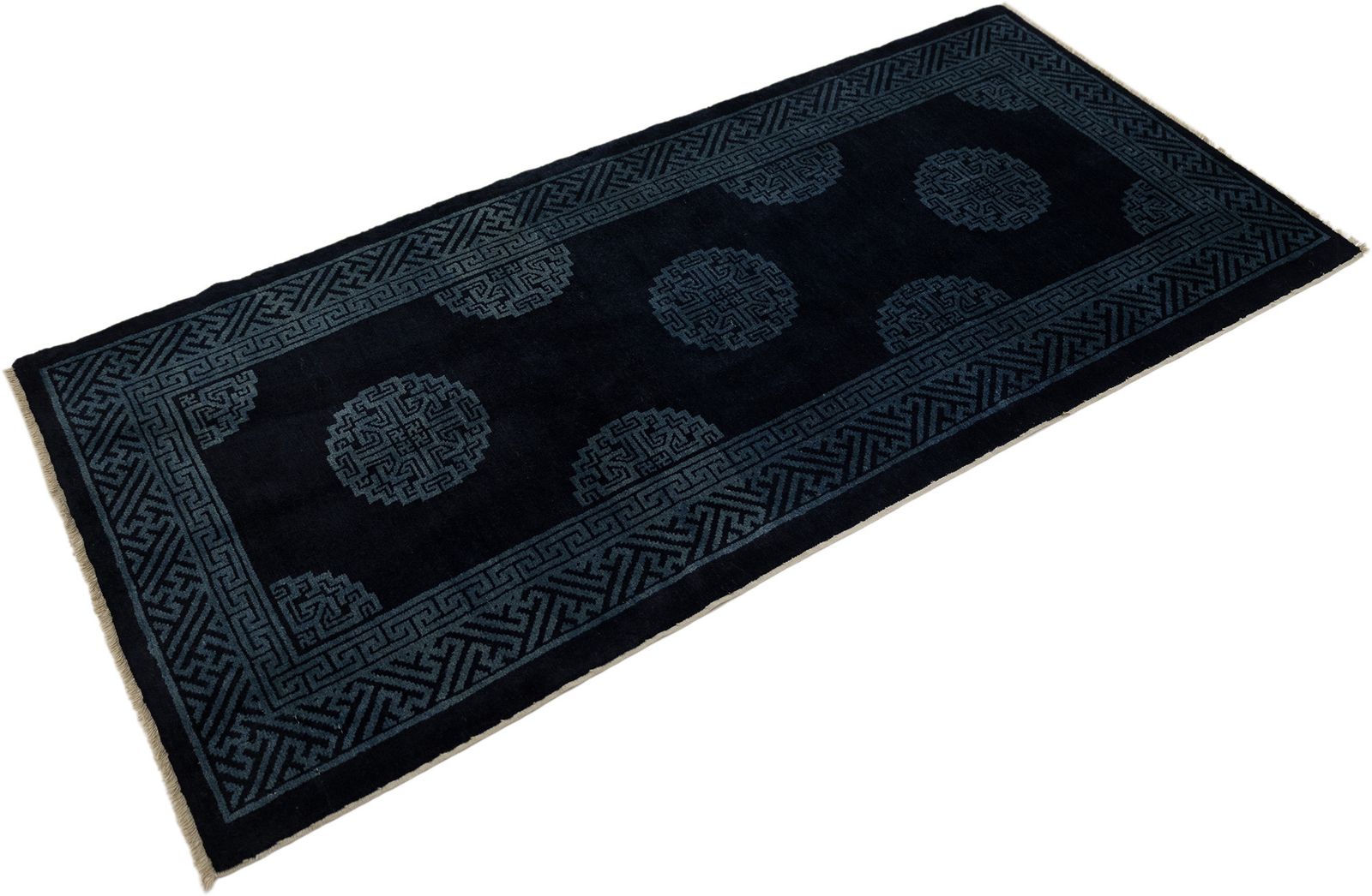Antiek Chinees tapijt, blauw, 155 × 75 cm, ca. 1900s photo furniture
