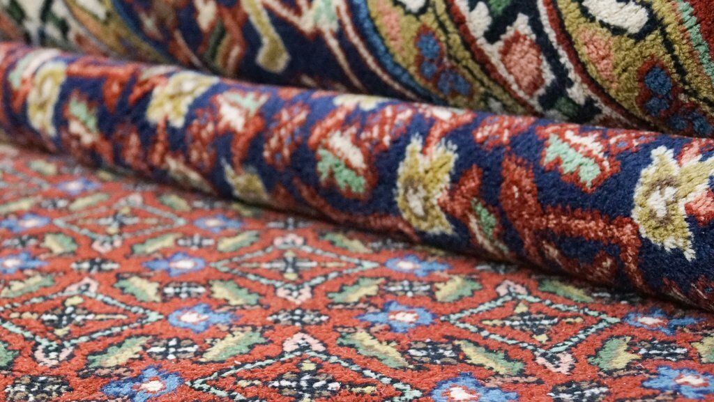 Vintage Indiaas handgeknoopt tapijt, rood, 398 × 301 cm, ca. jaren 1970 photo buy