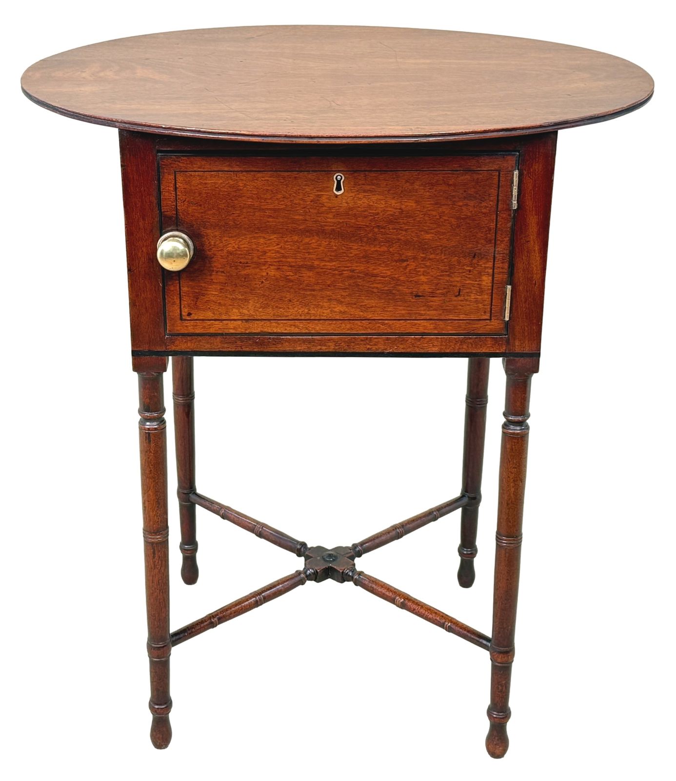 photo for sale Early 19th Century Mahogany Oval Top Occasional Table, Georgian (England, Circa 1815)