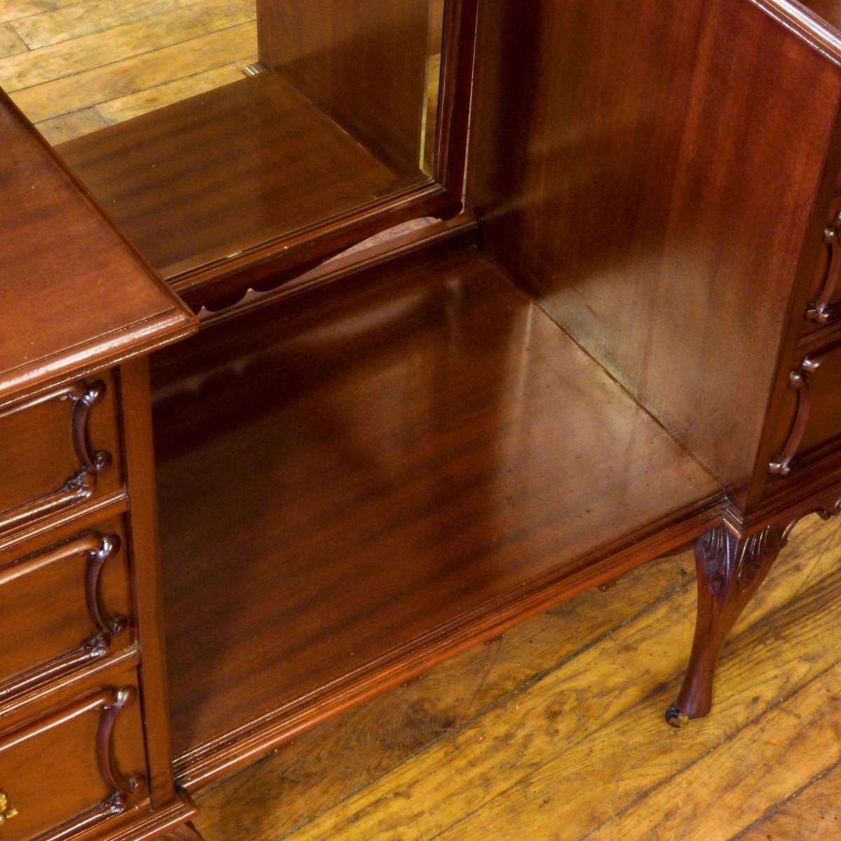 Victorian Mahogany Dressing Table photo buy