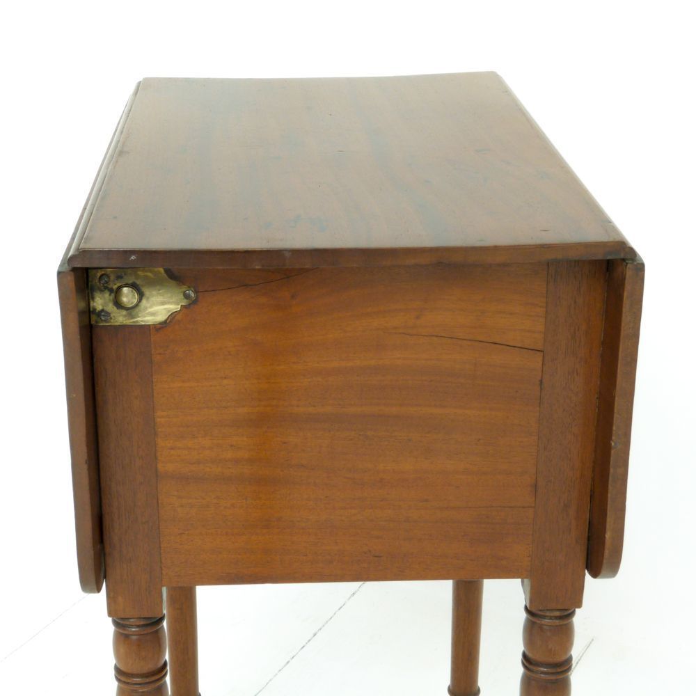 Furniture Georgian Occasional Table photo