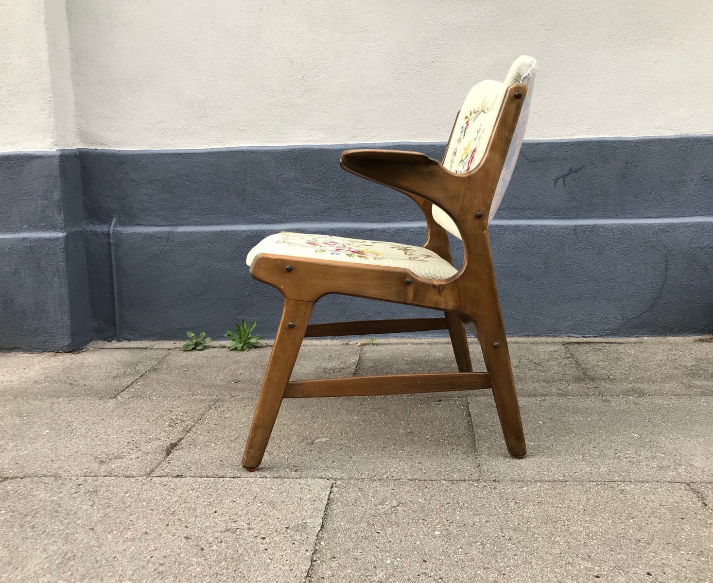 Geborduurde Eiken Stoel Met Zijplaatsing Door A. Hovmand Olsen Voor A.R. Klingeberg & Søn, Ca. Jaren 1950 photo furniture