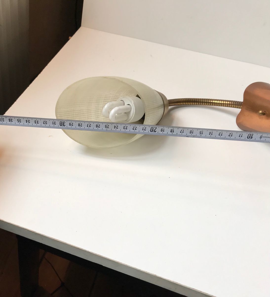 photo furniture Applique murale scandinave moderne en laiton, cuivre et verre, années 1950