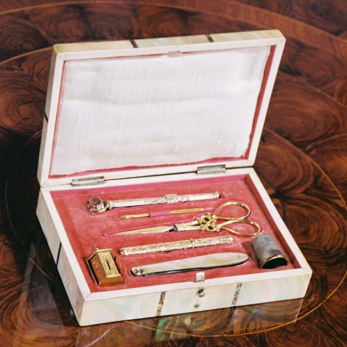 Early 19th Century Mother Of Pearl Necessaire