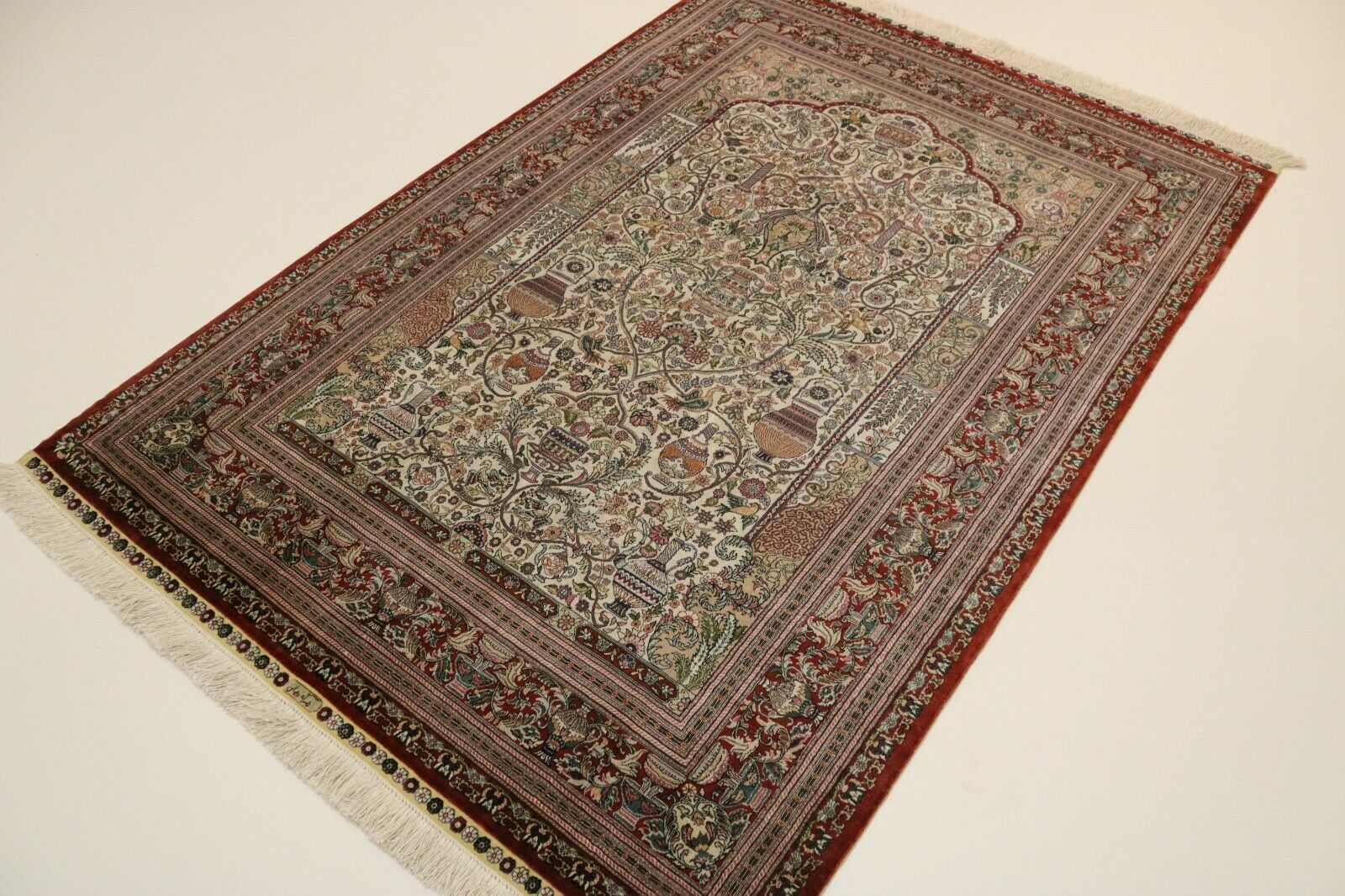 Silk Herecke Peking Fine 100% Silk Carpet Oriental Rug 1,77 X 1,24 photo for sale