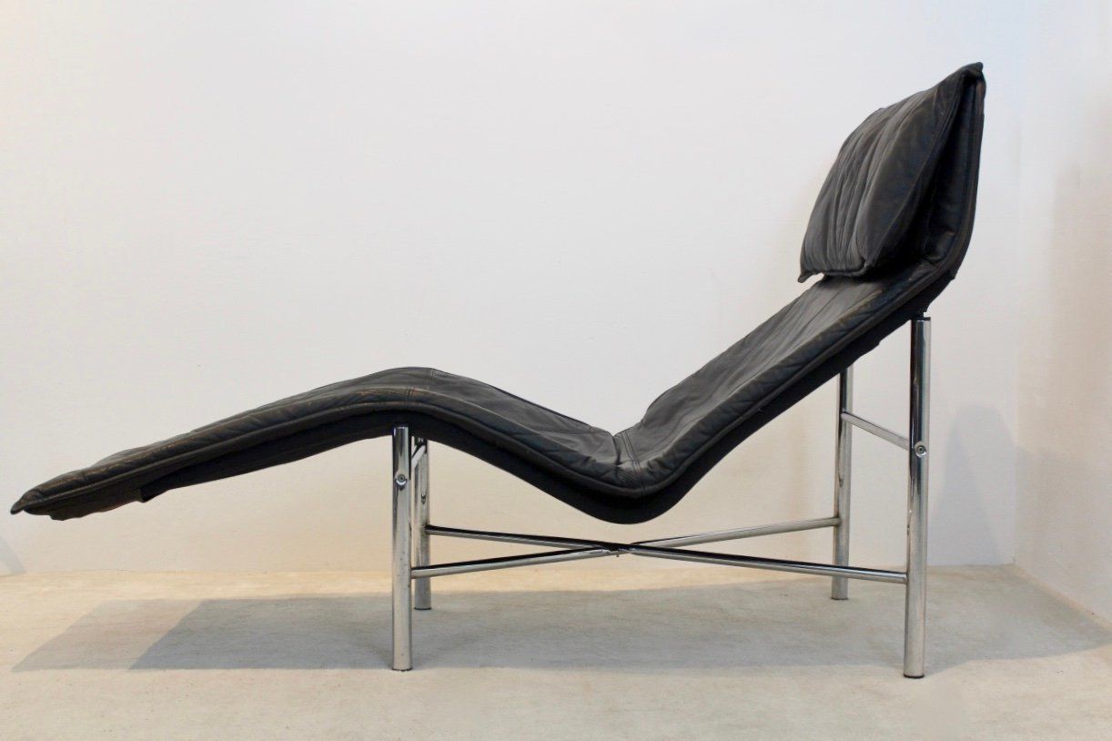 Furniture Black Leather Skye Chaise Lounge By Tord Björklund For Ikea, 1970s photo