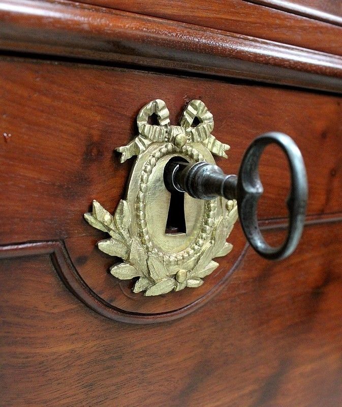 Spotted Mahogany Secretary, Louis XVI, 2nd Half Of The 18th Century photo vinterior