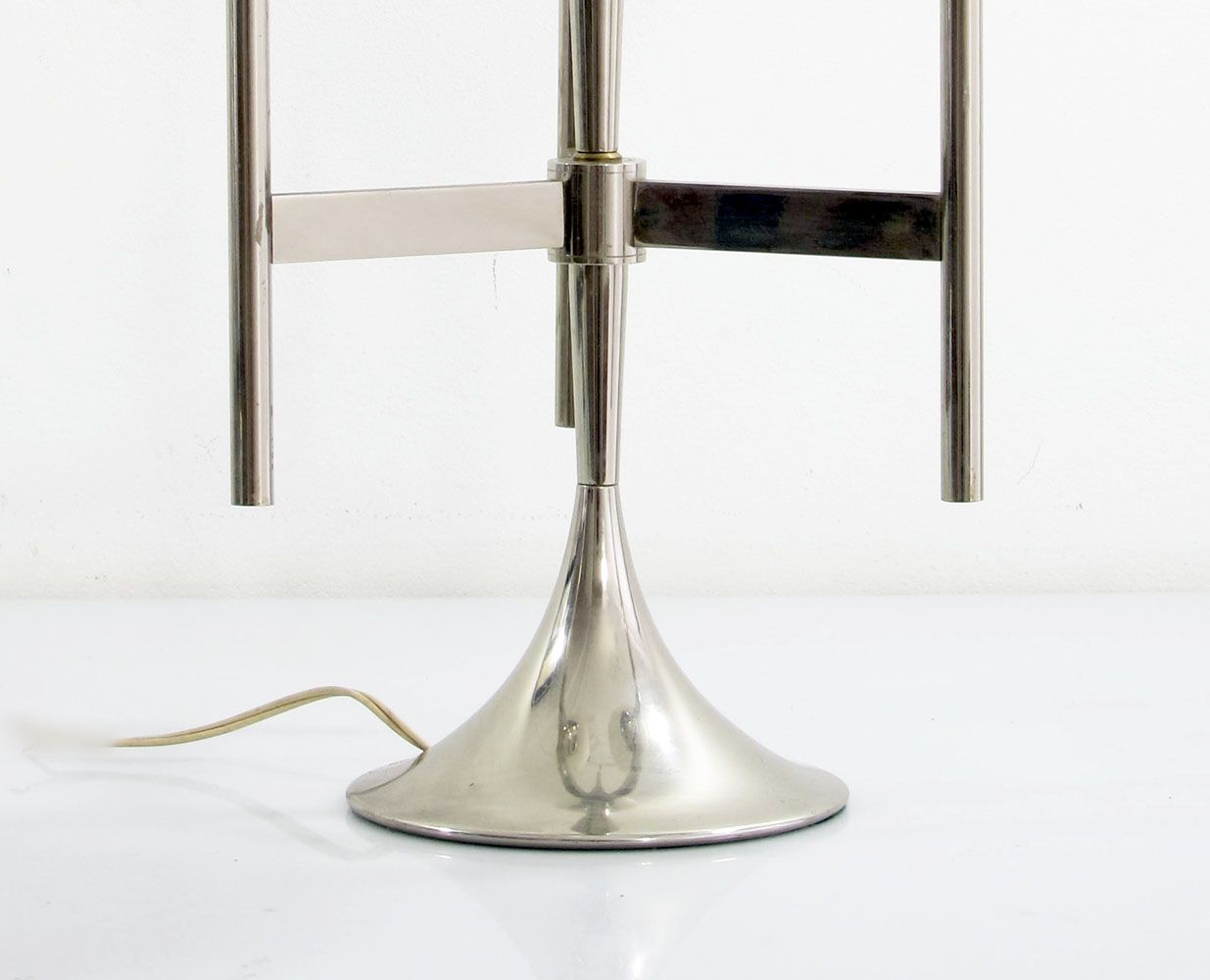 Reggiani/Sciolari Stijl Driearmige Chromen Tafellamp, Jaren 1970 photo furniture