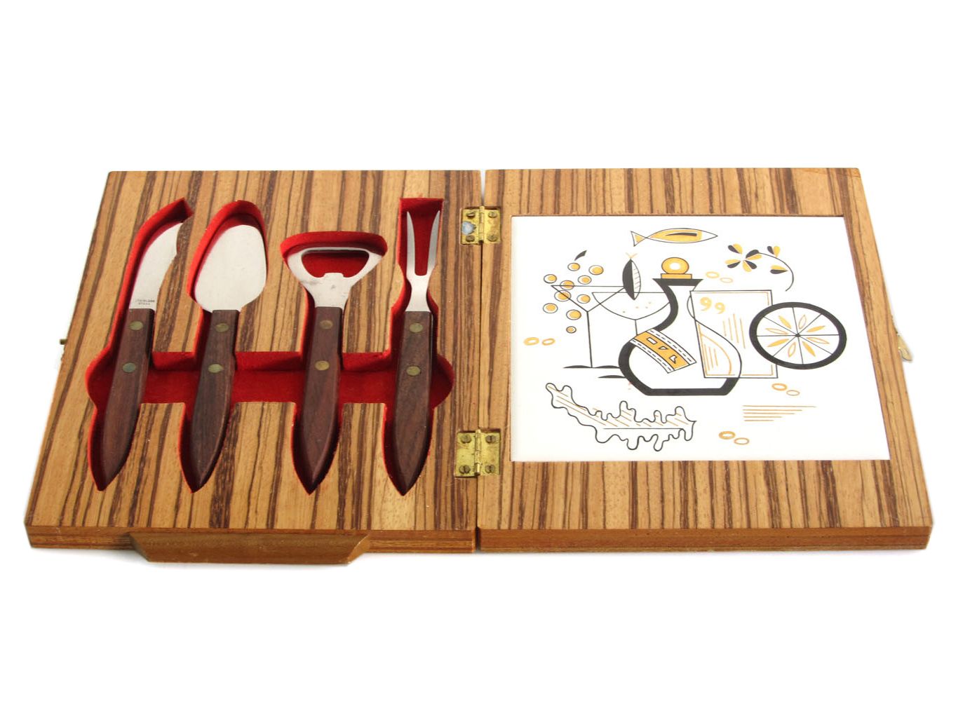 Vintage Cheese Cutting Board And Utensils In Case