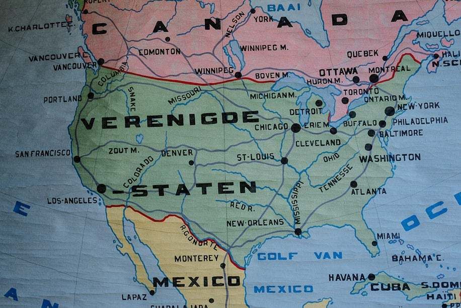 Original Huge Vintage Flemish Educational School Wall Chart North America USA Map Geography Hand Painted Beautiful Rare Canada Mexico photo vinterior