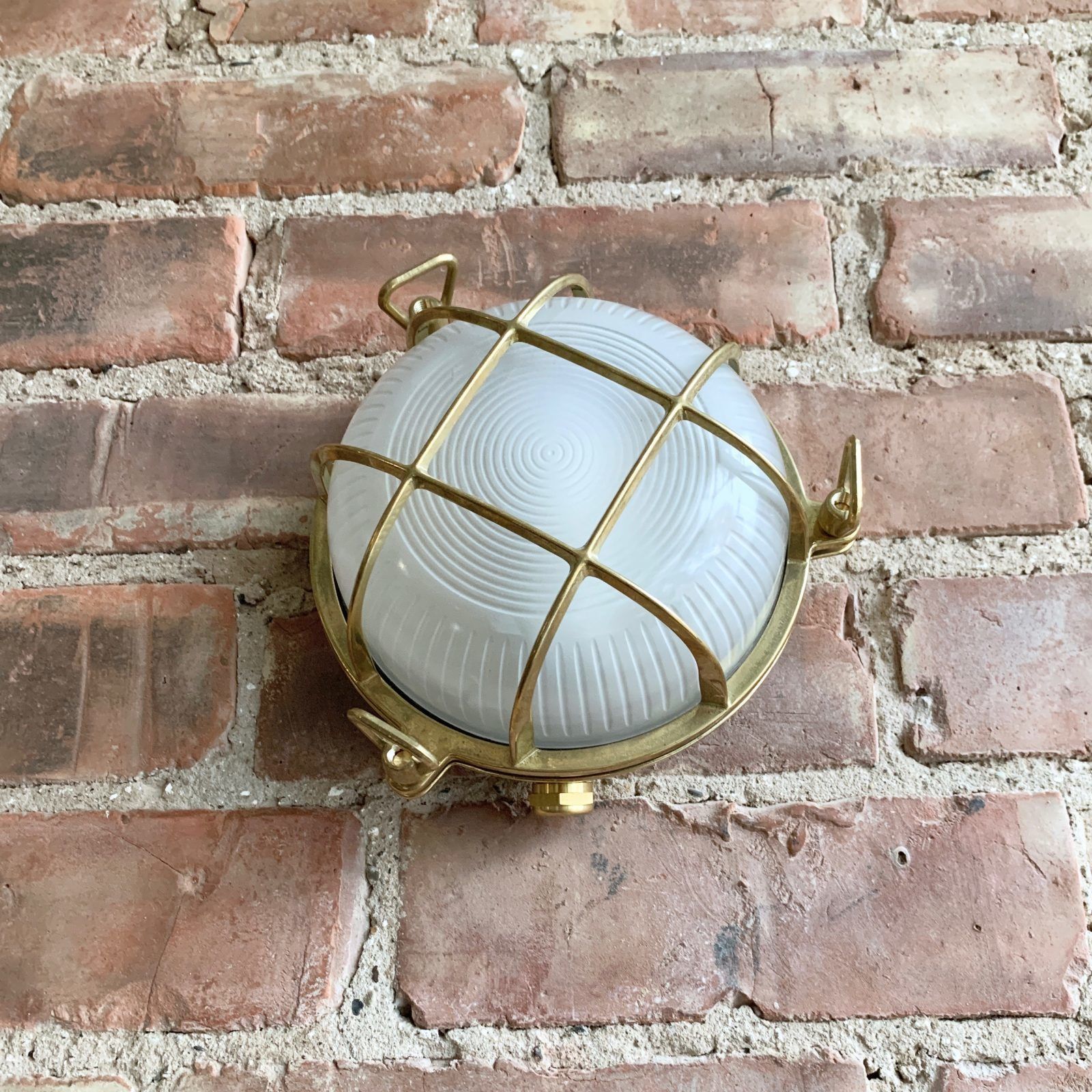 Contemporary Polished Brass Round Bulk Head Wall Light photo vintage