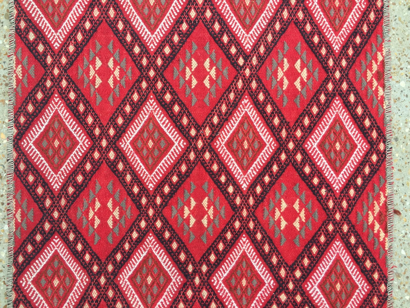 Narrow Kilim Runner Old Tunisian 271x71cm Chic Vintage Country Home Decor Kelim photo furniture