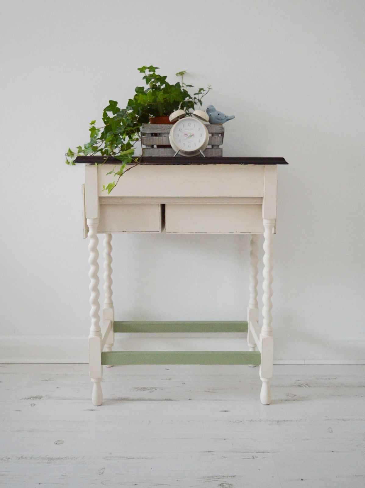 Console Table With 2 Draws, Farmhouse Table, Sewing Machine Table, Rustic Console Table, Country Table, Hand Painted Table, Cottage Table