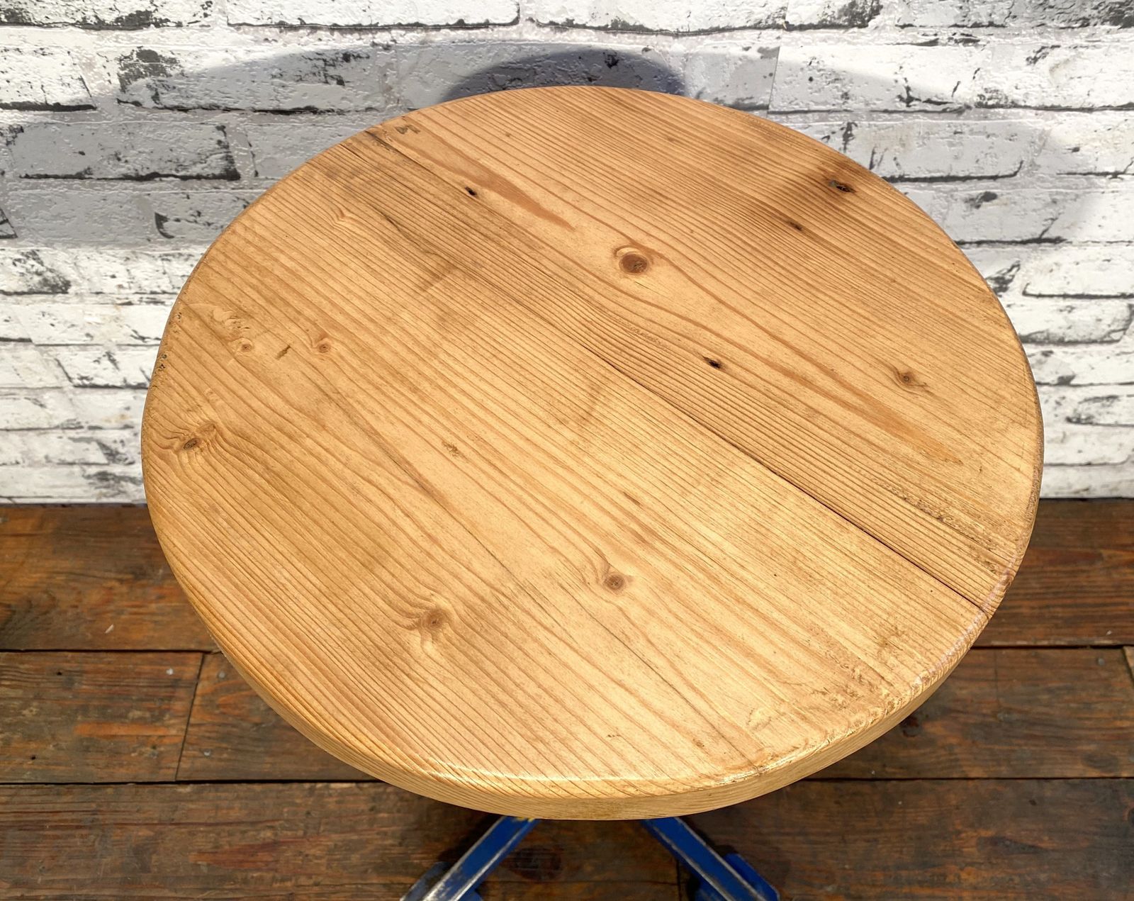 Industrial Stool , 1960s, 5x photo 99.0