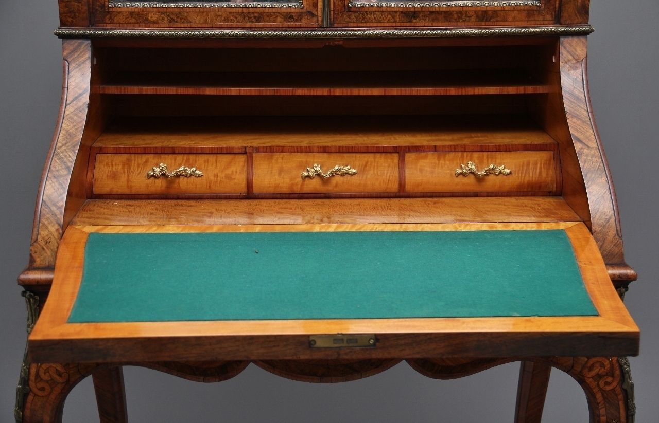 4450.0 19th Century Walnut And Kingwood Bureau De Dame photo