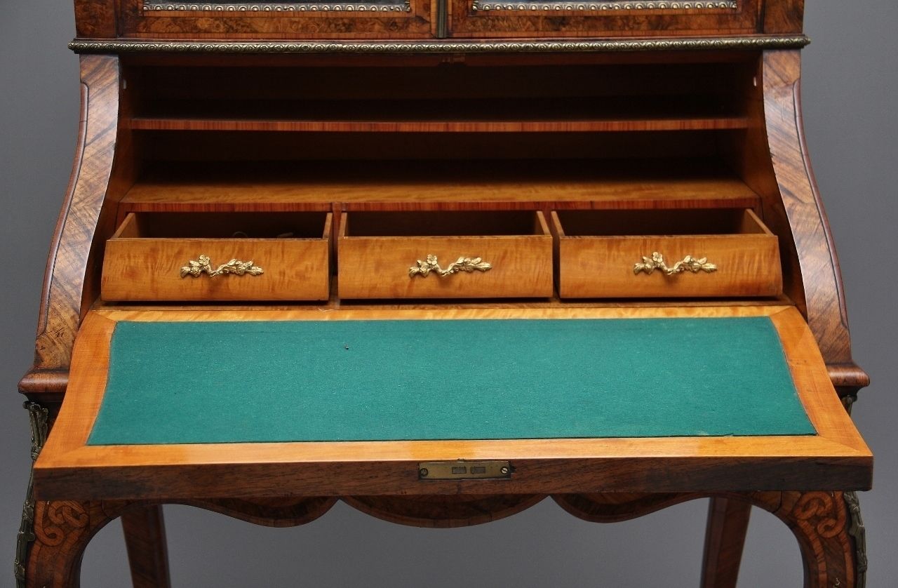 photo vinterior 19th Century Walnut And Kingwood Bureau De Dame