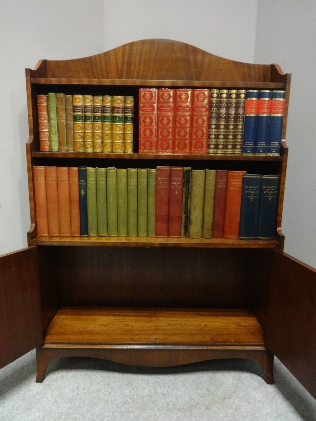 Good Mahogany Waterfall Bookcase photo for sale