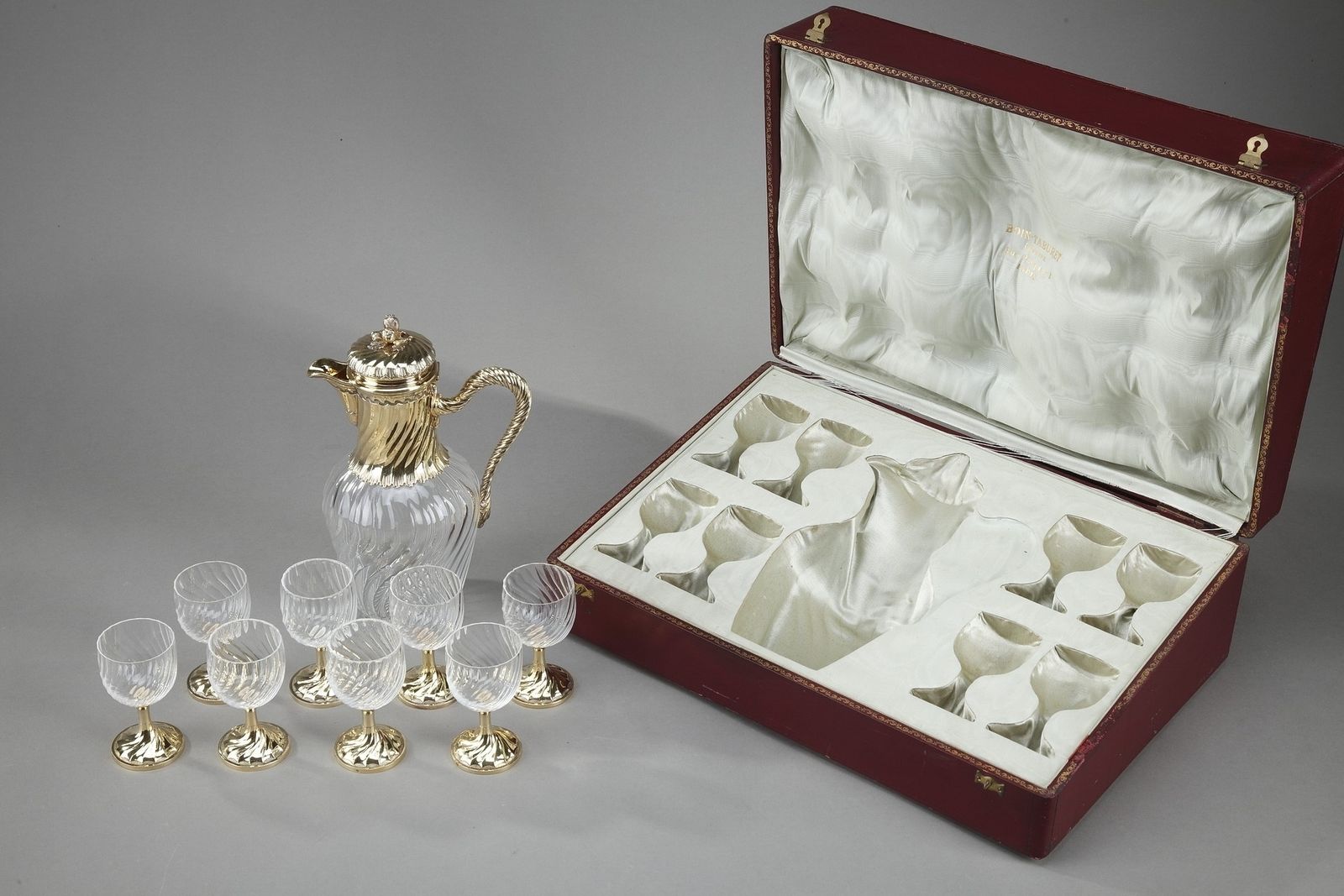 Crystal Beverage Service By Maison Boin Taburet photo vinterior
