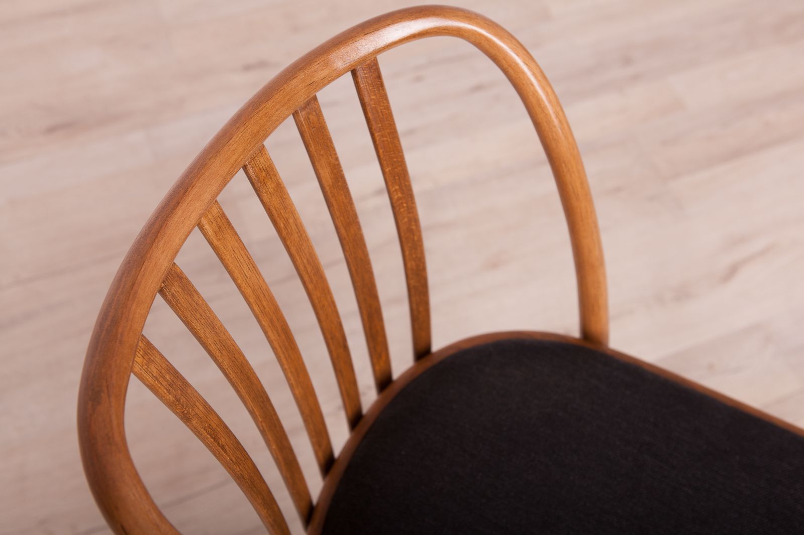 photo for sale Dining Chairs By Antonín šuman For Ton, 1960s, Set Of 4