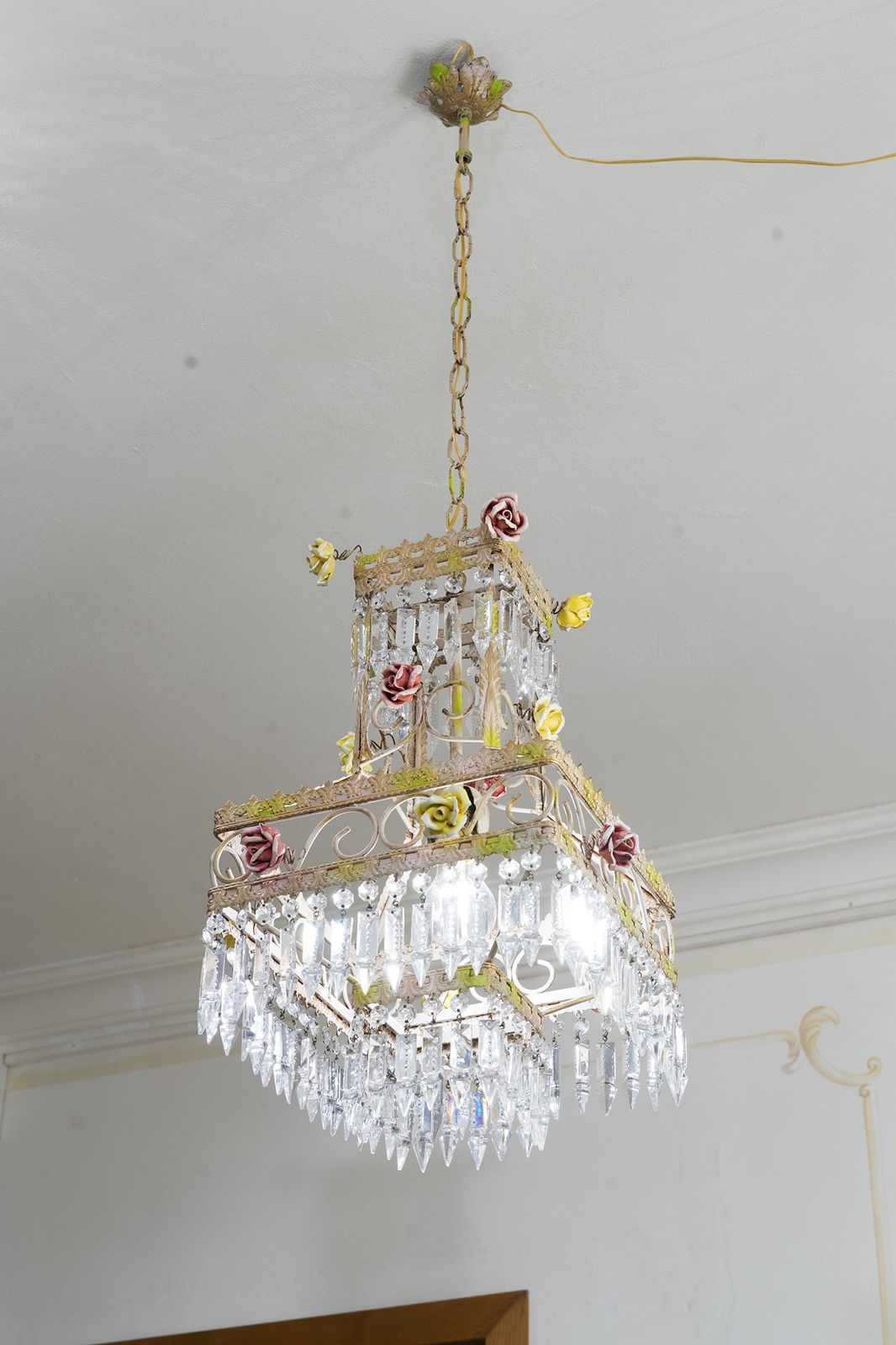photo for sale Ancient Empire Chandelier, Capodimonte Porcelain Flowers, Vintage, Italy 1950