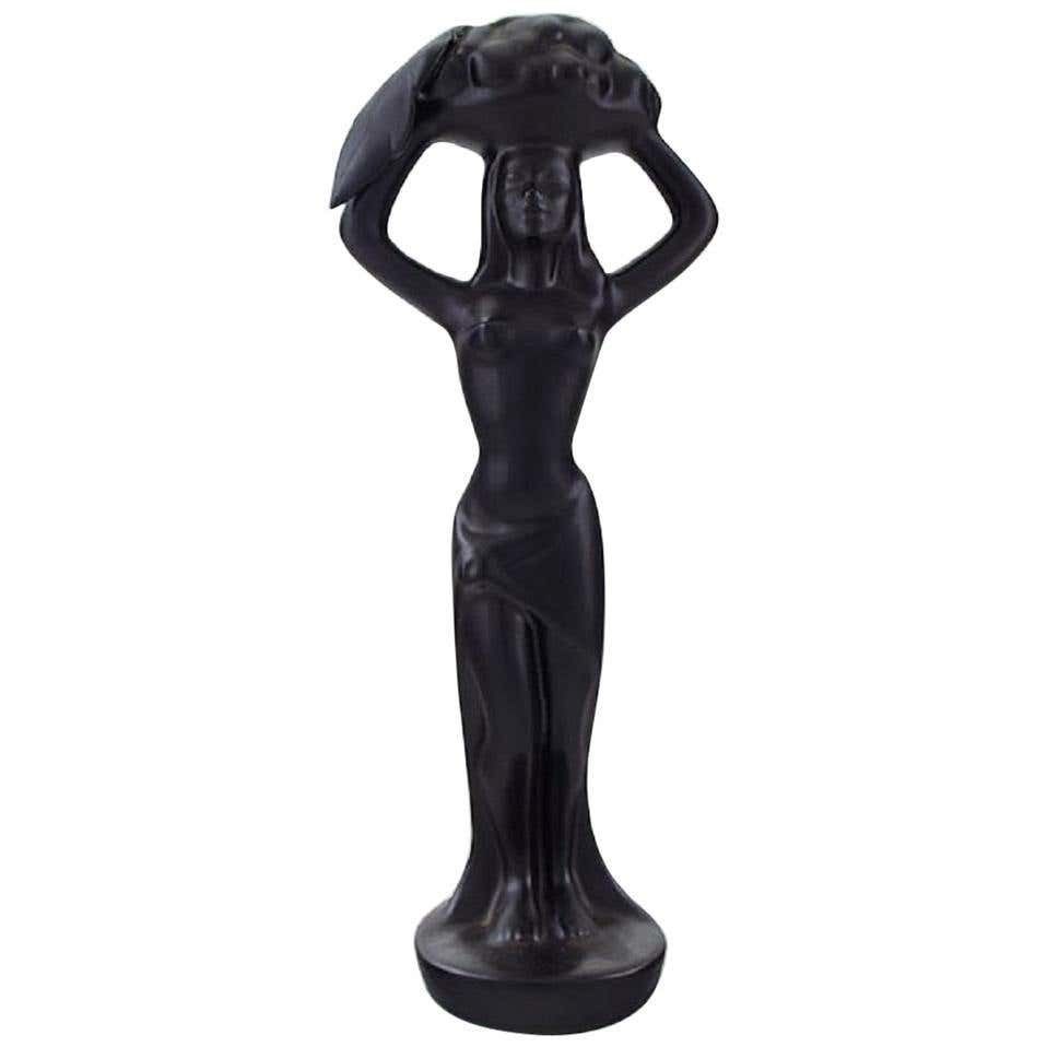 Scandinavian Ceramist, Sculpture In Black Glazed Ceramics, Woman Carrying Basket