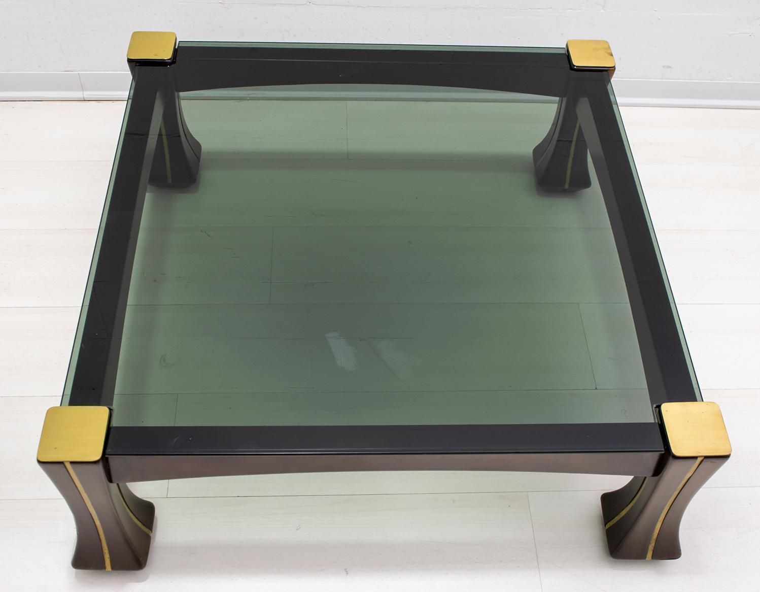 Luciano Frigerio Midcentury Italian Wood And Brass Coffee Table "Ussaro", 1970s photo Furniture