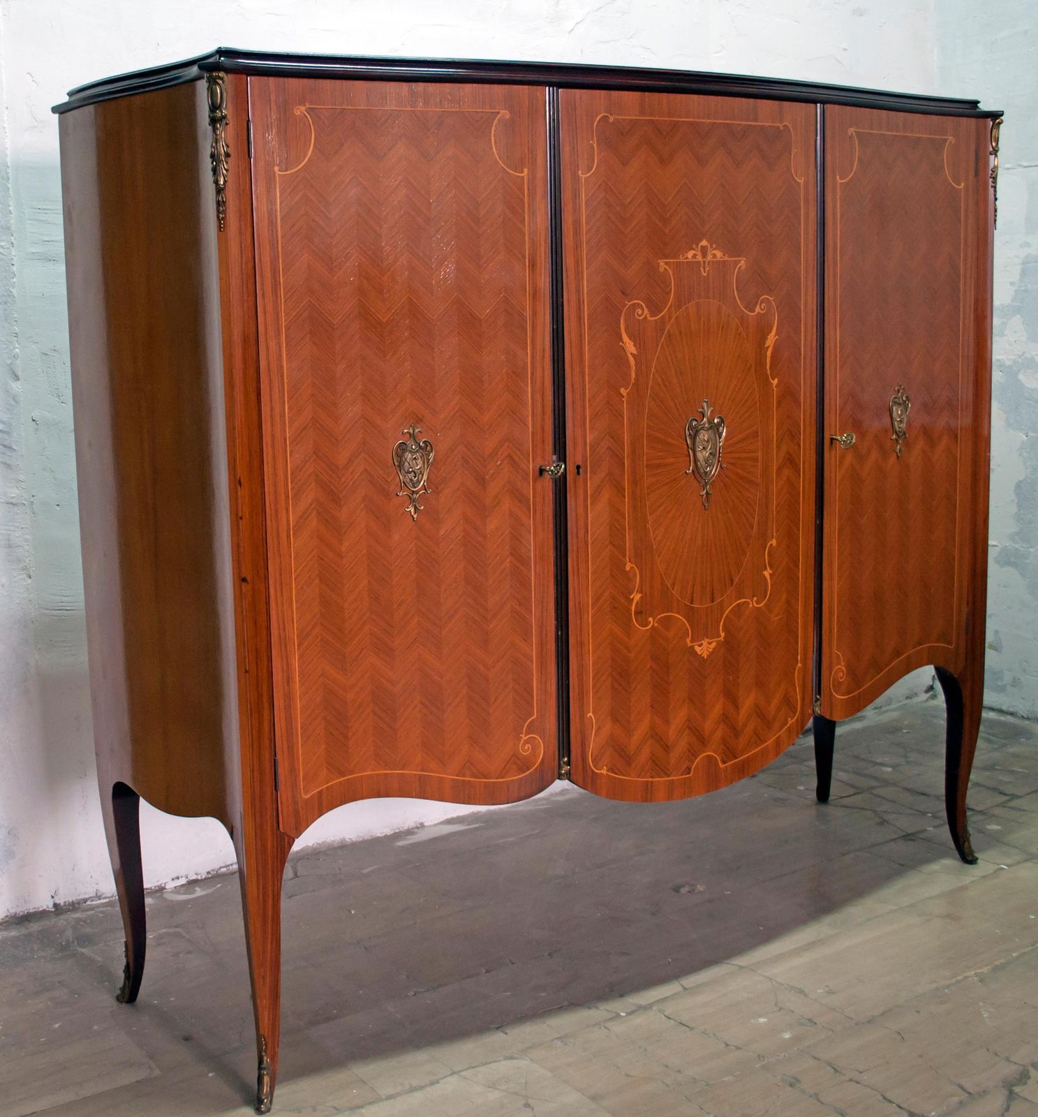 Leopoldo Malberti Mid Century Modern Italian Rosewood Bar Cabinet, 1950s photo furniture