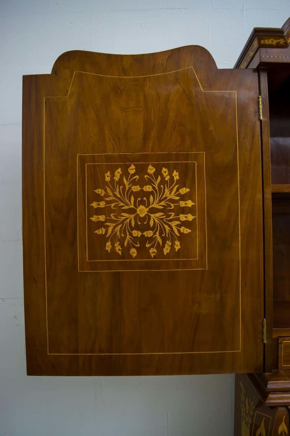 photo vinterior 20th Century Dutch Trumeau Walnut With Maple Wood Inlays, Netherlands, 1950