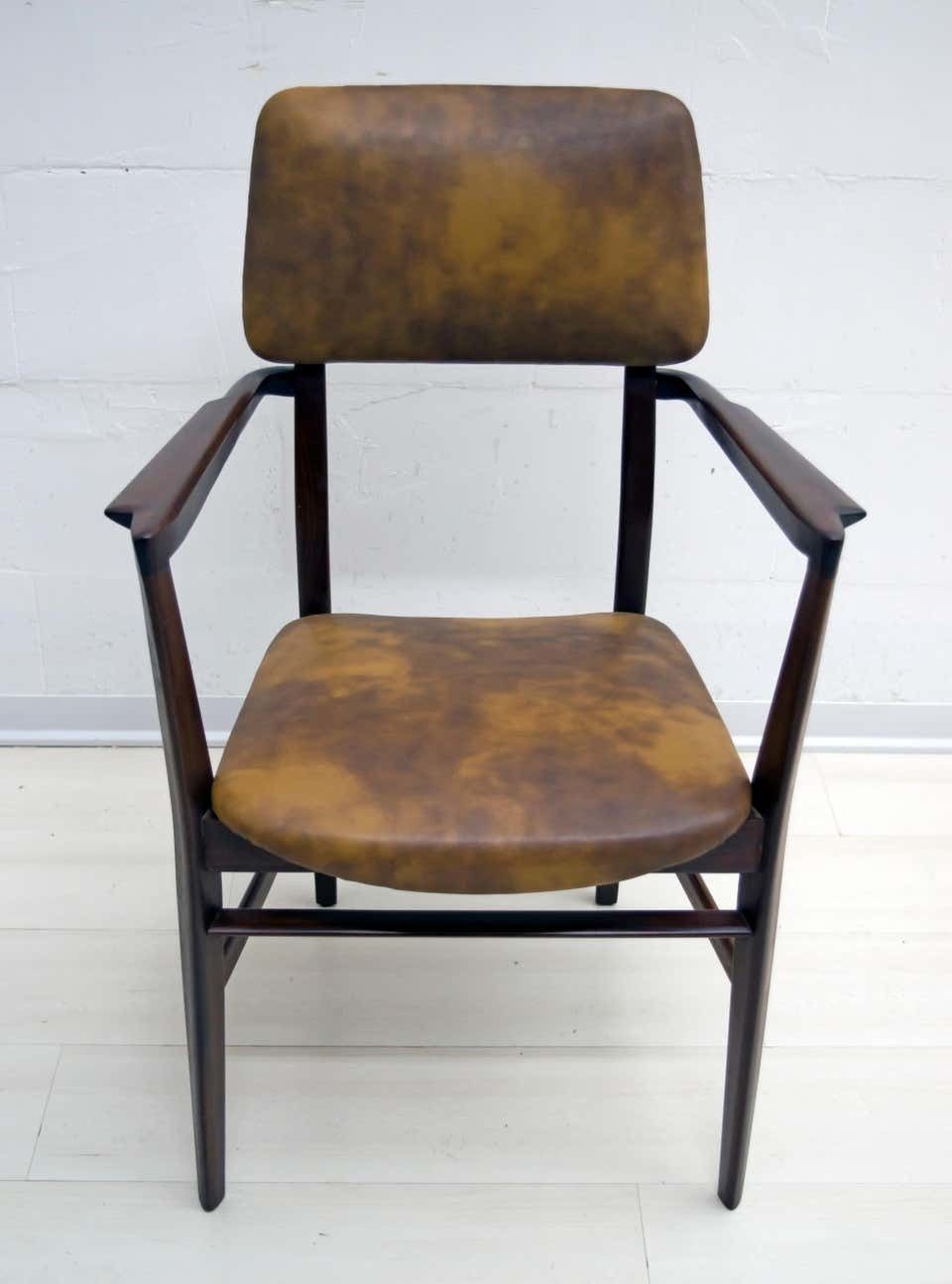 3282.0 Vittorio Dassi Mid Century Modern Italian Teakwood Writing Desk And Chair, 1950s photo