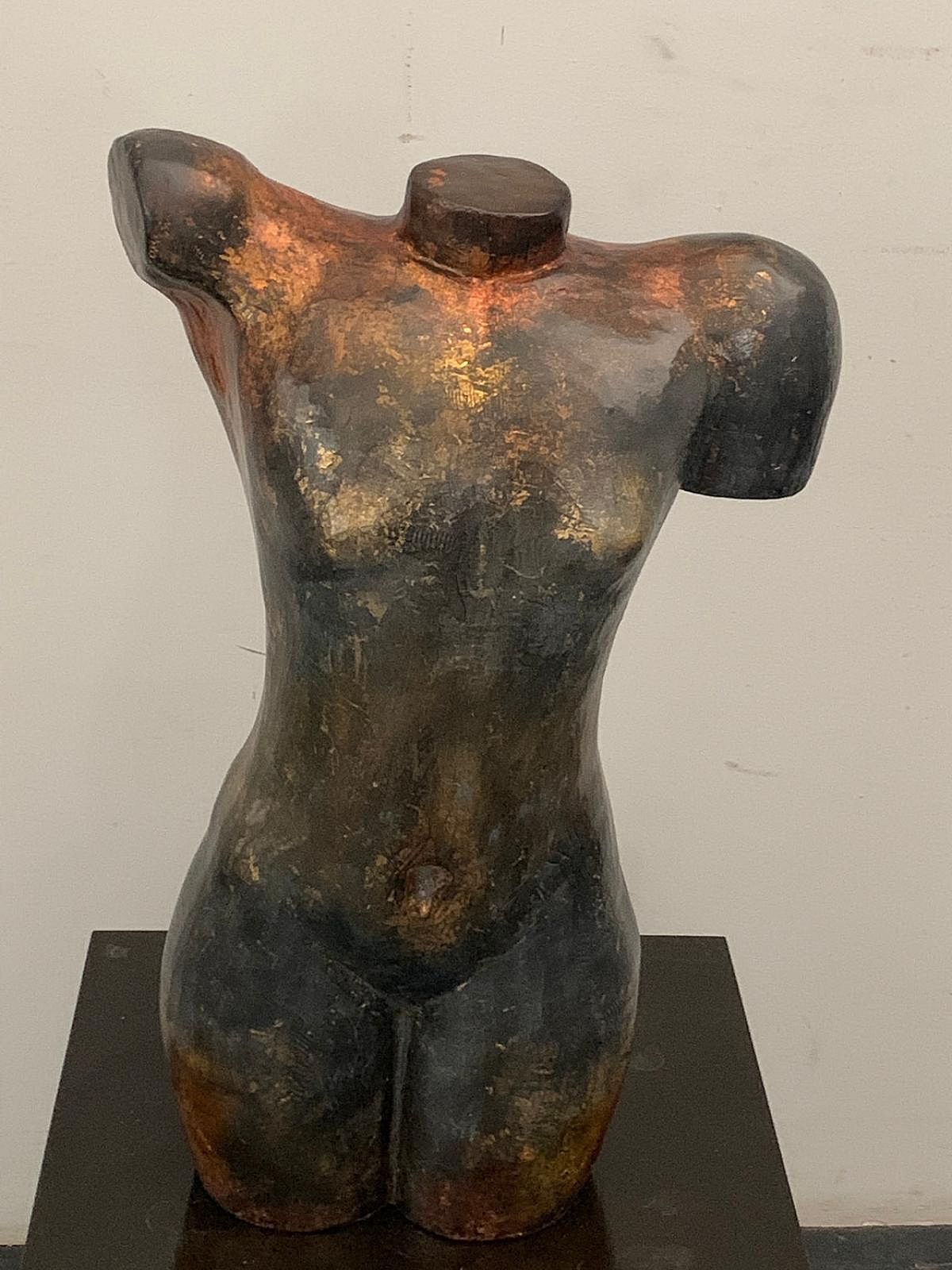 Bust In Patinated Metal Chrome Resin, 1990s photo vintage