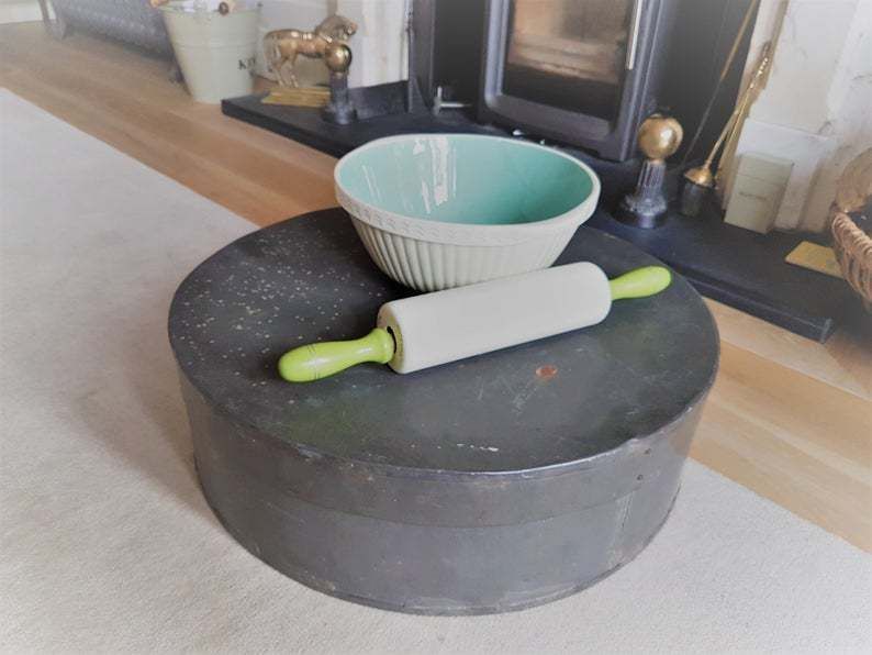 A Huge Vintage French Wedding Cake Tin   Cake Tin Kitchenalia photo buy