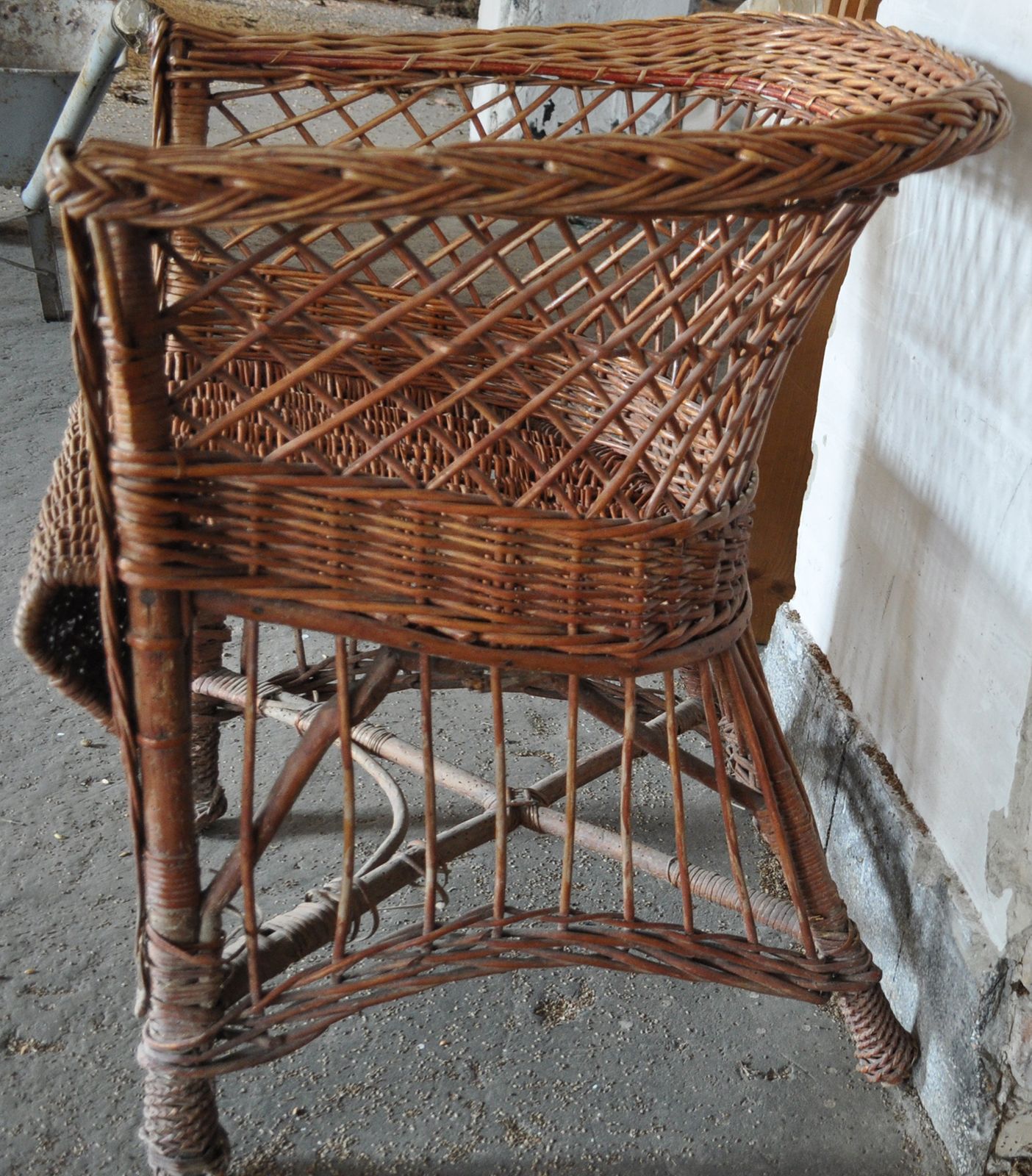 Natural Wicker Chair photo 286.0