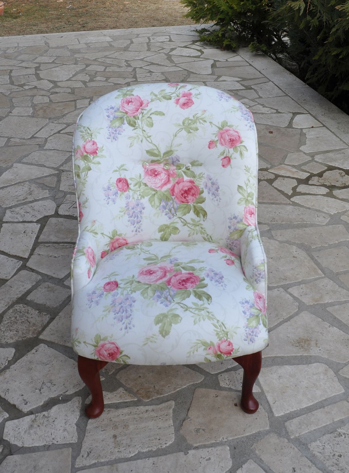 Vintage Chair With Floral Upholstery photo vinterior