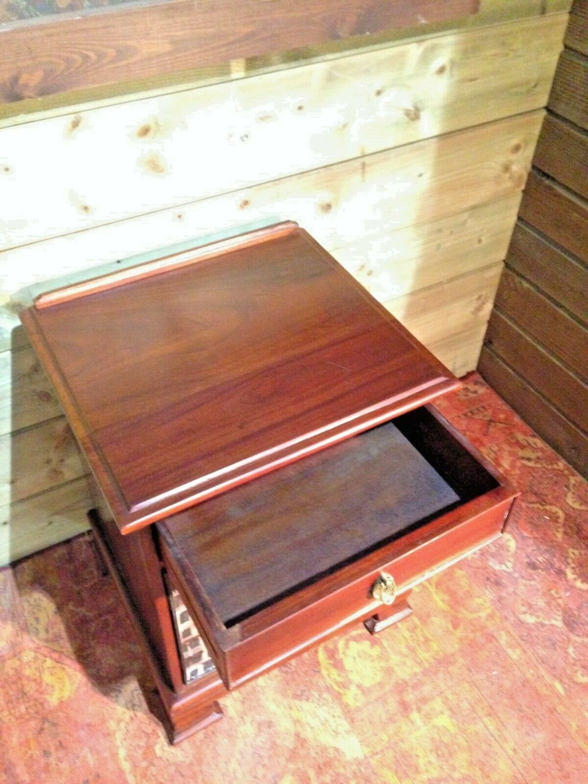 Vintage Solid Mahogany Bedside Cabinet / Bedside Table photo furniture