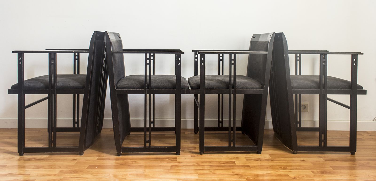 Set Of 4 Giorgetti Galaxy Chairs By Umberto Asagno photo furniture