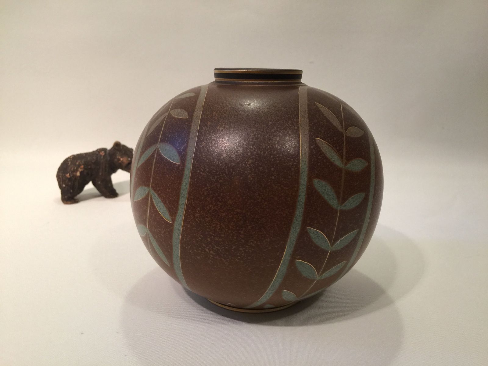 Swedish Ball Shaped Art Deco Flambé Ceramic Vase By Gunnar Nylund For Rorstrand, 1930s 1940s photo Home Decor