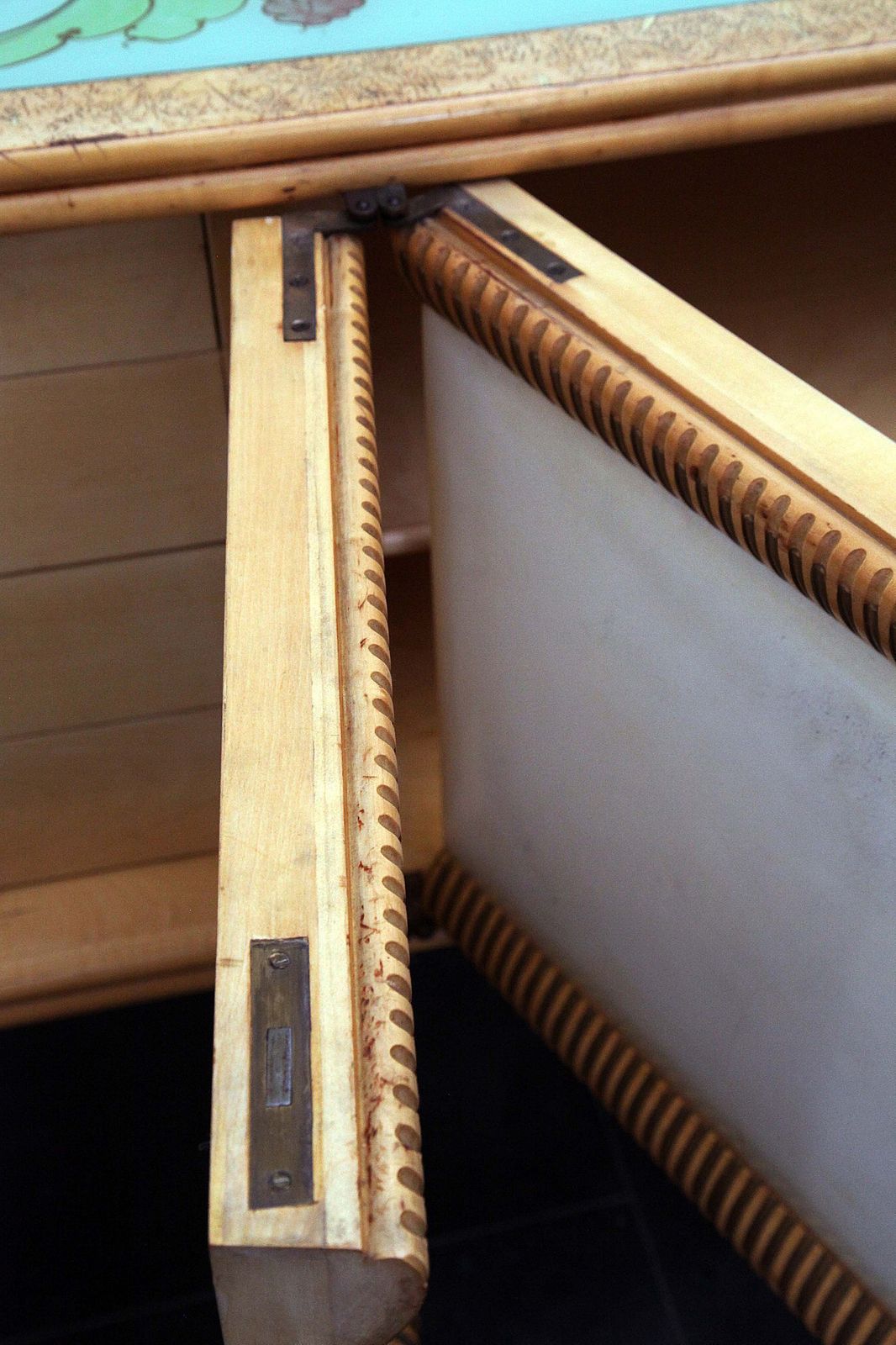 Italian Sideboard From La Permanente Mobili Cantù, 1940s photo vinterior