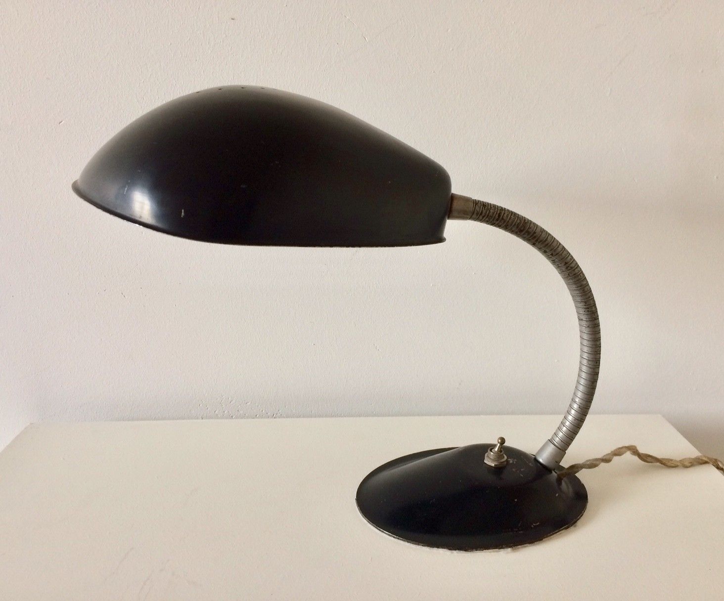 Eagle USA Design – Industriële Verstelbare Metalen Bureaulamp, Ca. Jaren 1940
