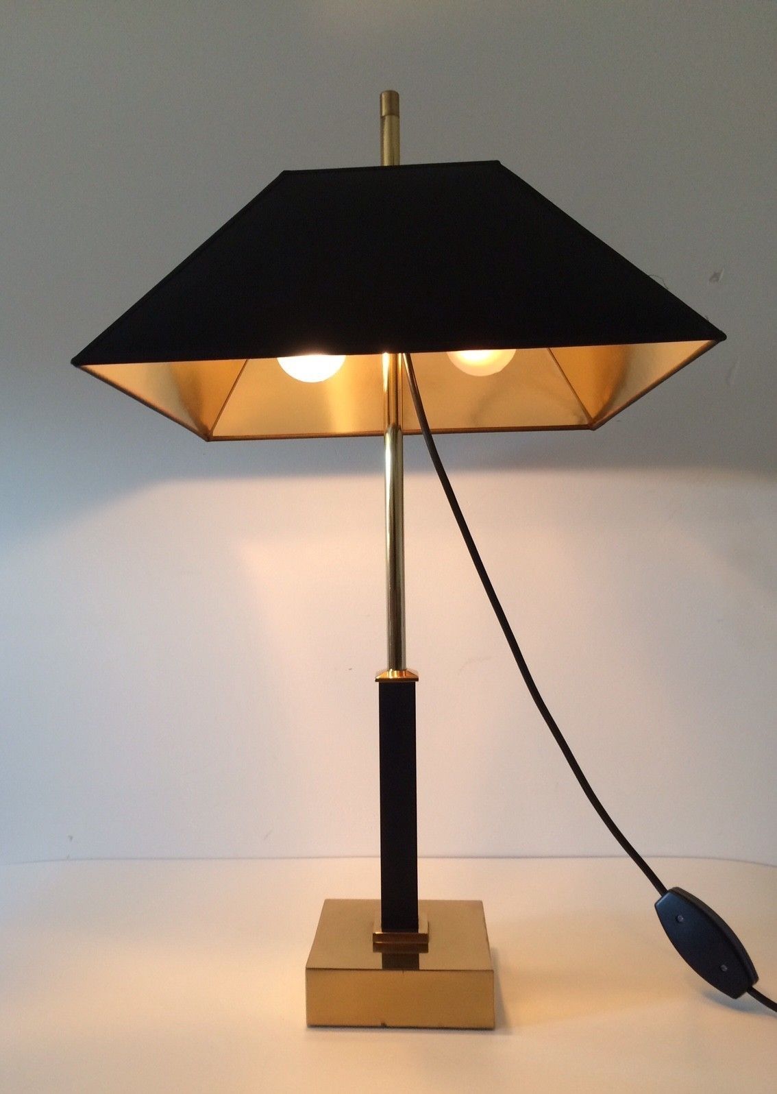 Hollywood Regency Jaren 1980 Deknudt Design Vierkante Messing Tafellamp Voor Maison Jansen photo 541.88