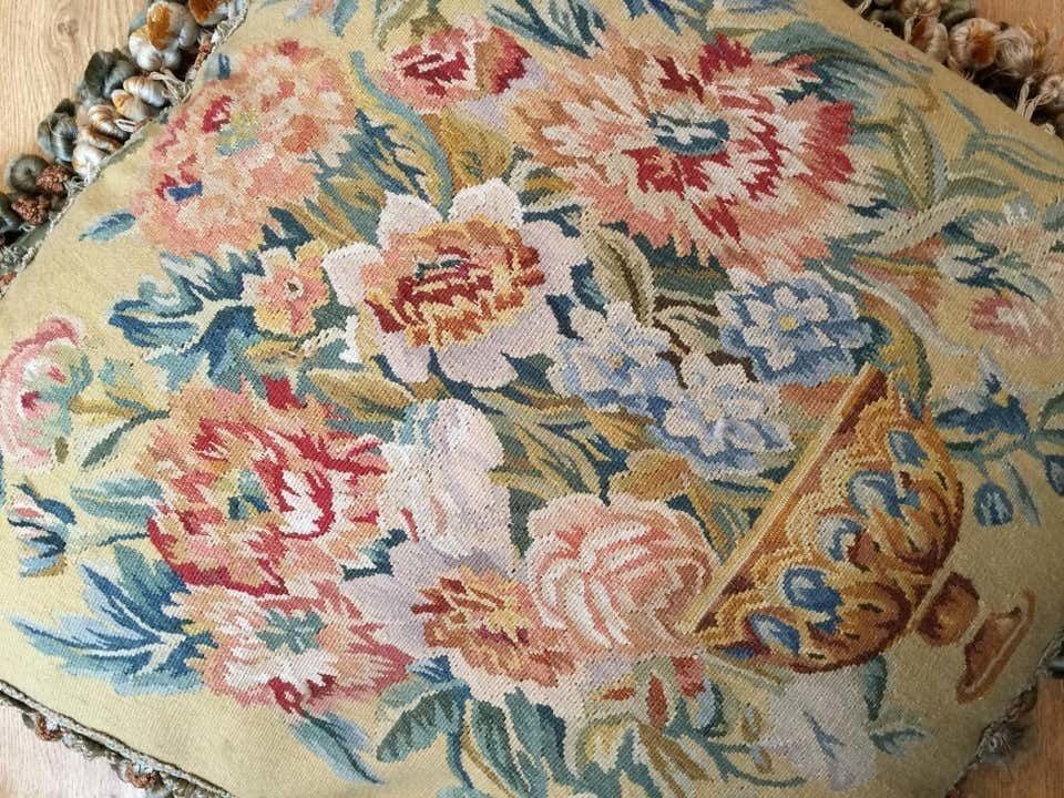 Rare Decorative Pillows, Elegant French Style Aubusson The Pillow Cushion Covers photo 560.0