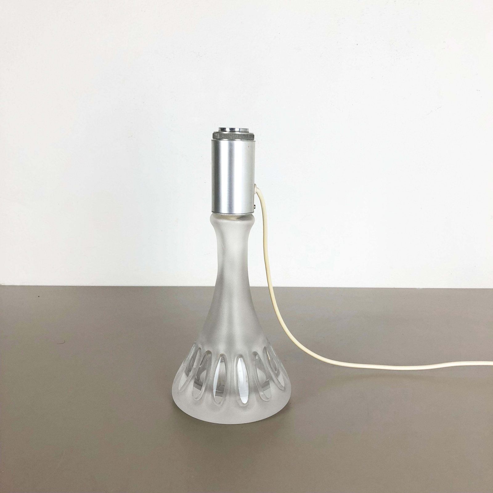 Original 1970s Metal And Glass Tulip Desk Light By Peill & Putzler, Germany photo Lighting