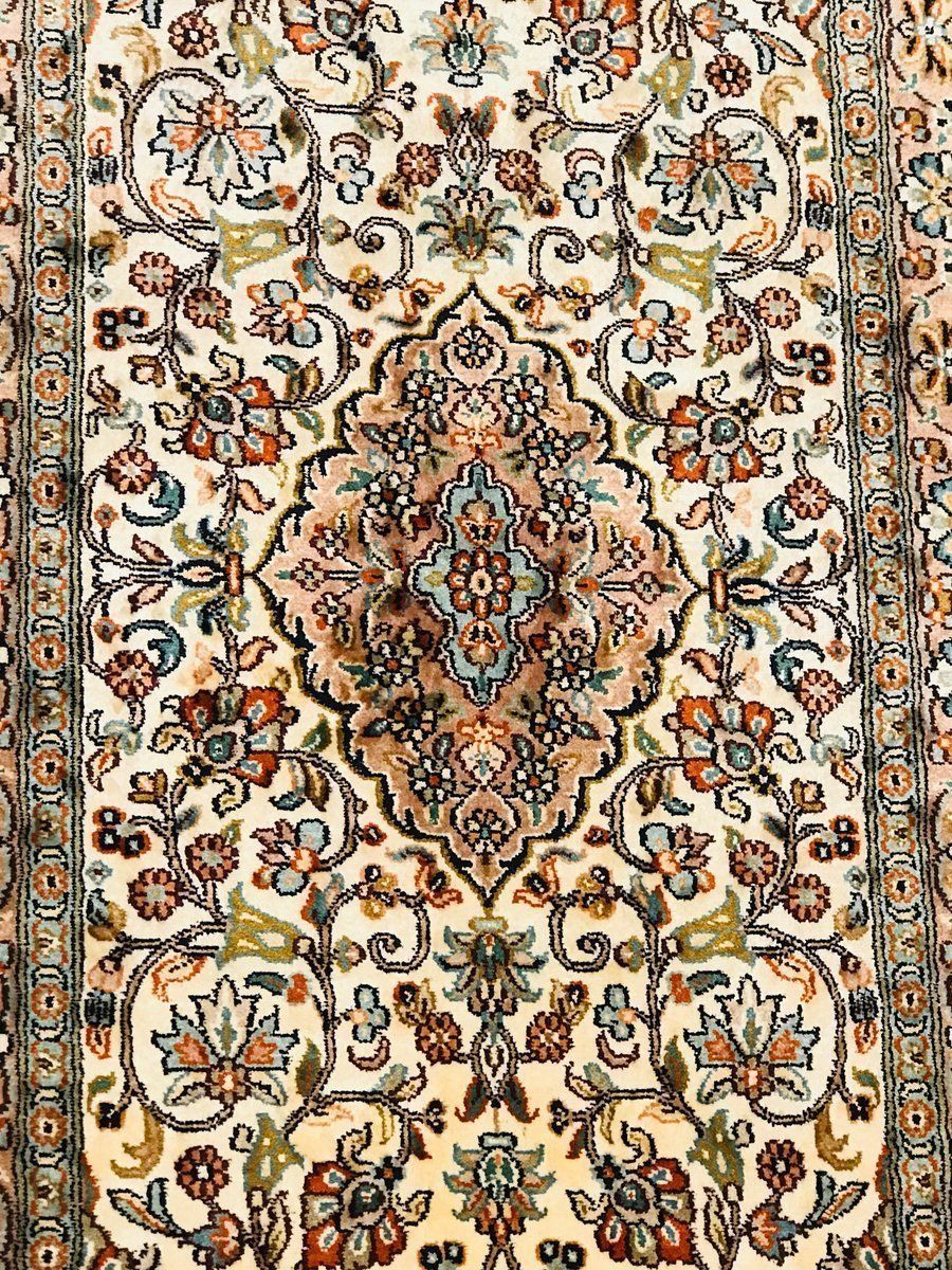 Handgeknoopte Zijden Tapijten Uit India, Ca. Jaren 1970, Set Van 2 photo Textiel