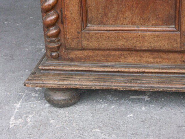 photo vintage Sideboard Two Louis Xiii Walnut Bodies, 18th Century