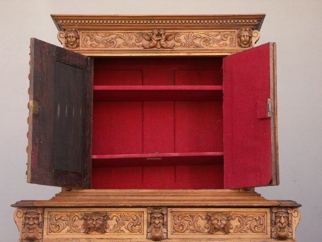 photo buy Two Shrunk Bodies In Walnut Louis Xiii Walnut