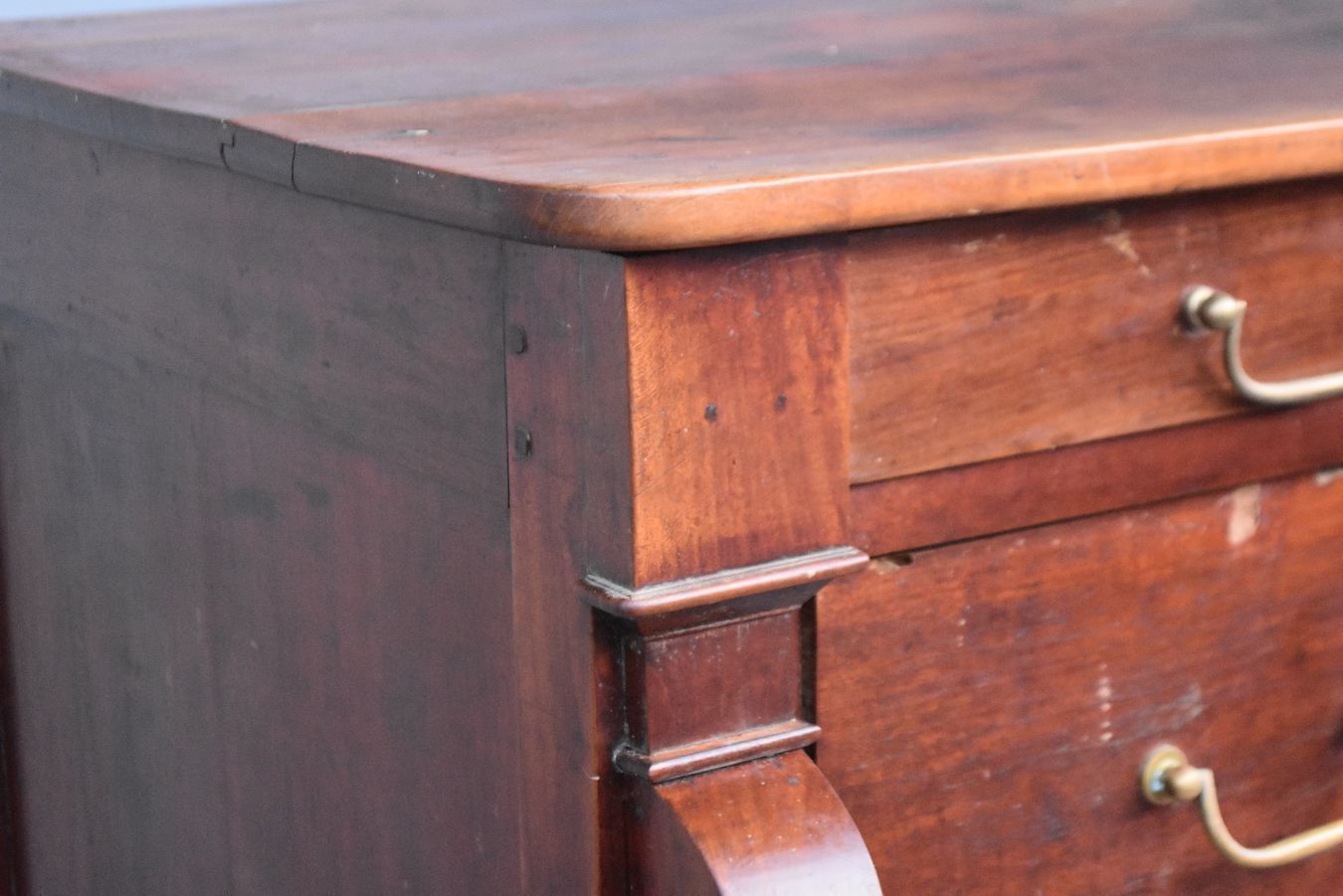 Walnut Lacquered Chest Of Drawers Restoration Of The Late 19th Century photo vinterior