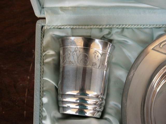 Silver Metal Flatware 8 Pieces photo for sale